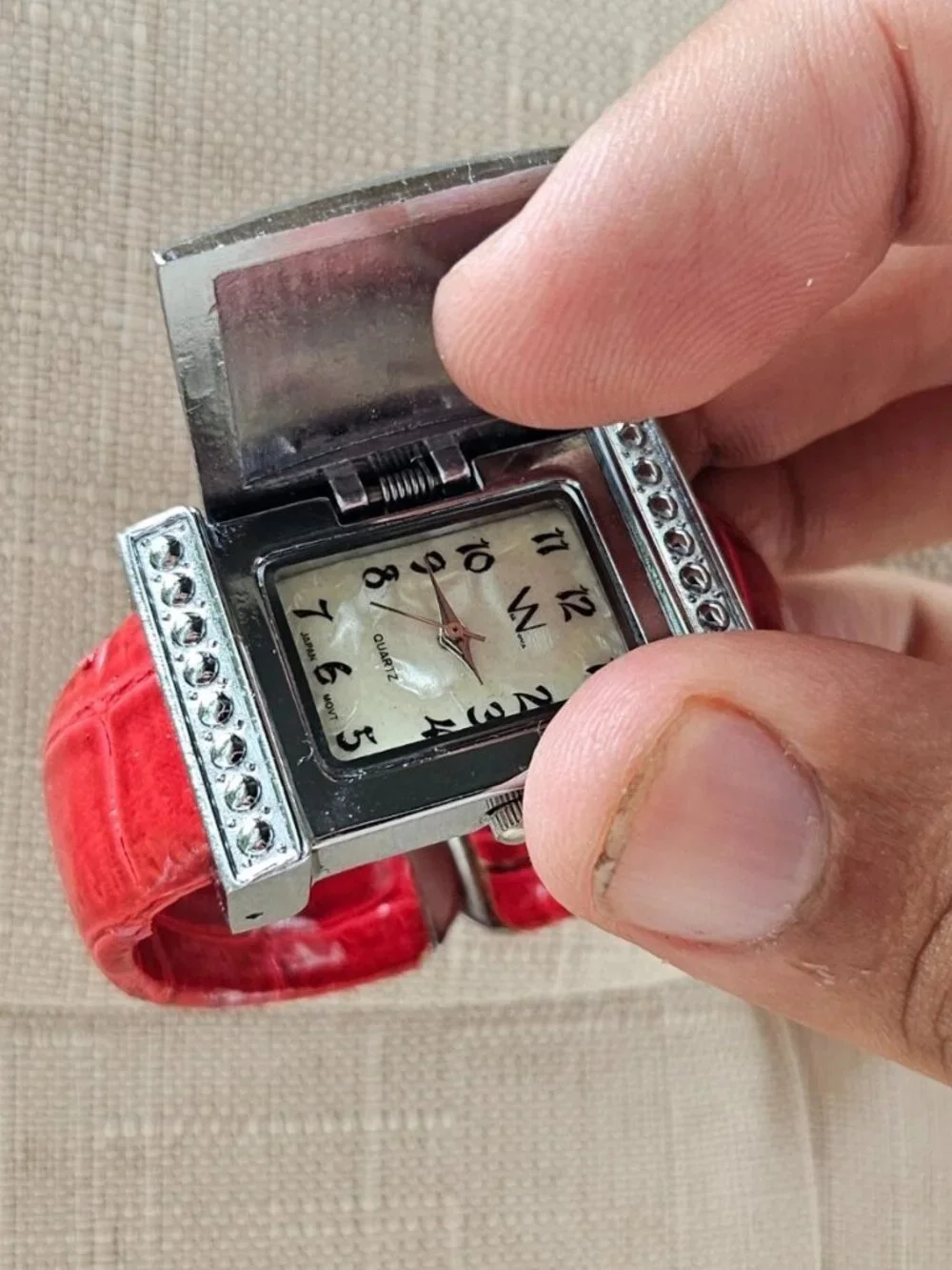 Vintage Via Nova Ladies Wristwatch Cuff Red/Silver Tone Analog Quartz Watch